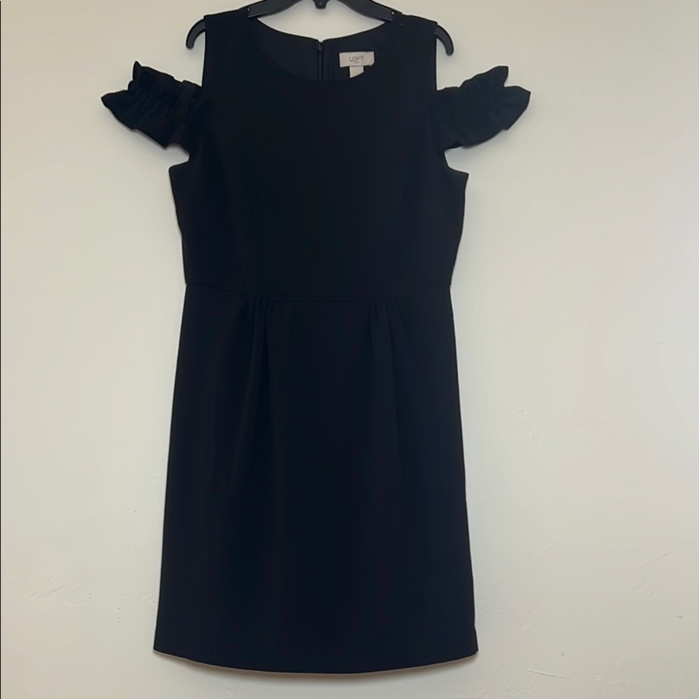 Loft Outlet Women’s Black Cold Shoulder Dress 6